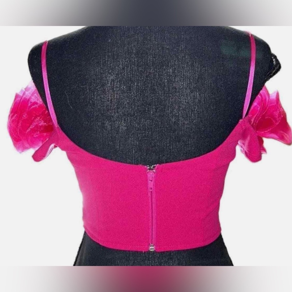 Crystal Sky Ruffle Sleeve Crop Top - Picture 2 of 6